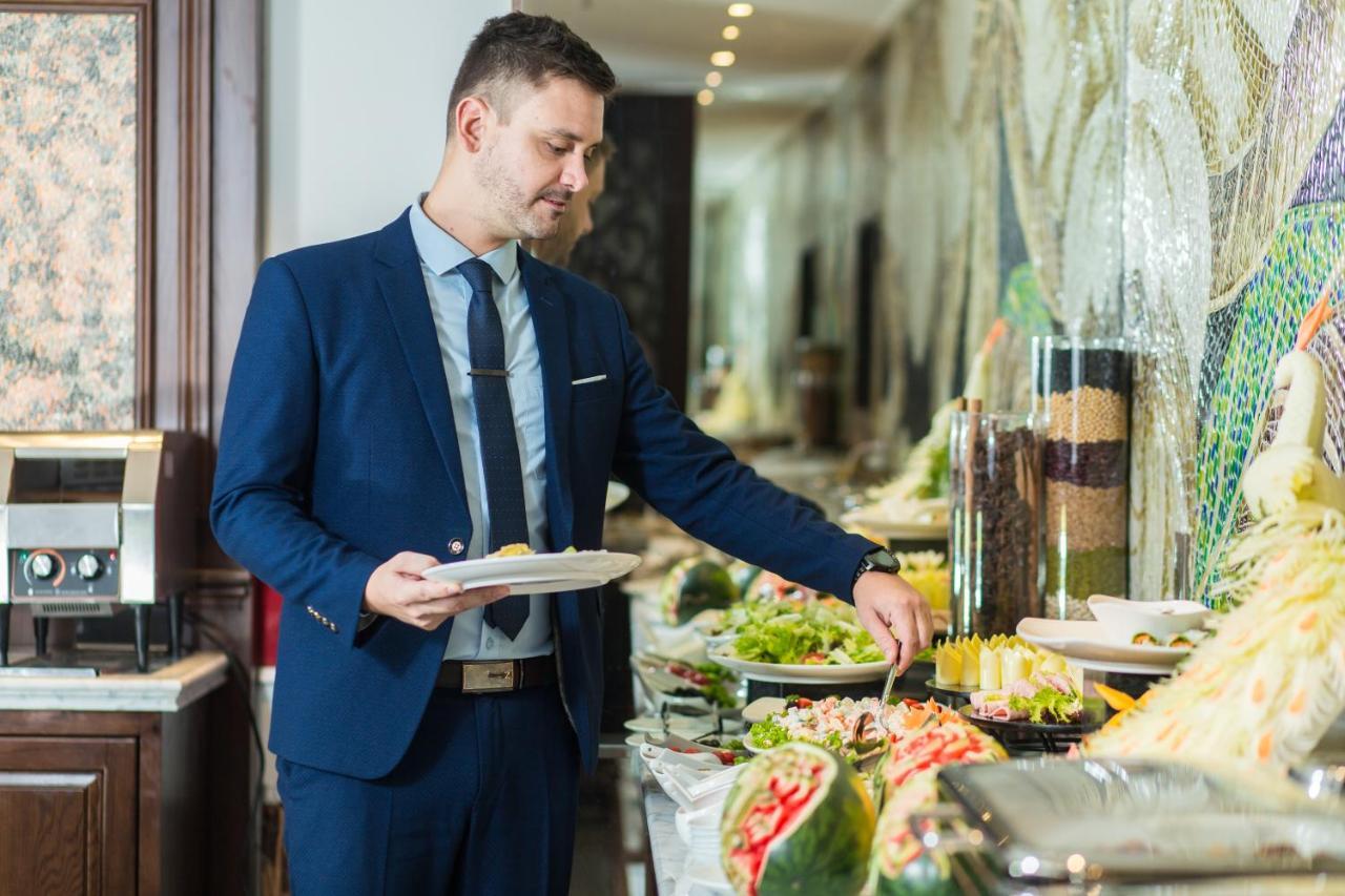 The Q Hotel Ханой Экстерьер фото